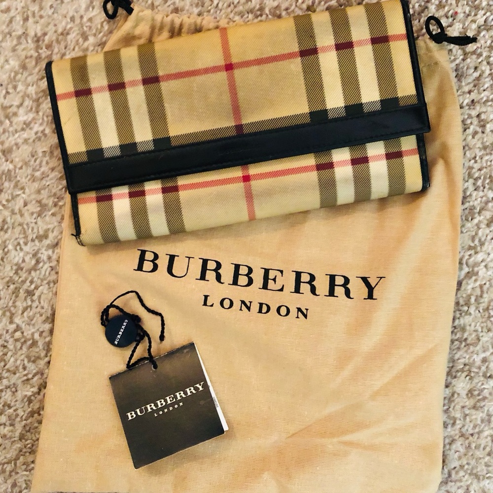 Authentic Burberry Wallet with Dust Bag & Tag